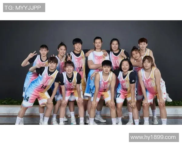 周静专访:从青涩球员到篮球教练的成长与反思之路 周静专访:从青涩球员到篮球教练的成长与反思之路