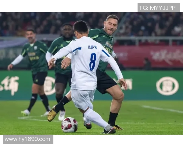 武汉足球队的崛起与发展:探索城市足球文化的深厚底蕴与未来愿景 武汉足球队的崛起与发展:探索城市足球文化的深厚底蕴与未来愿景