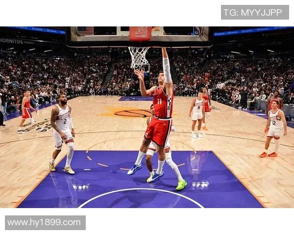 布鲁克洛佩斯：从篮球场上的巨人到全能球员的华丽转身