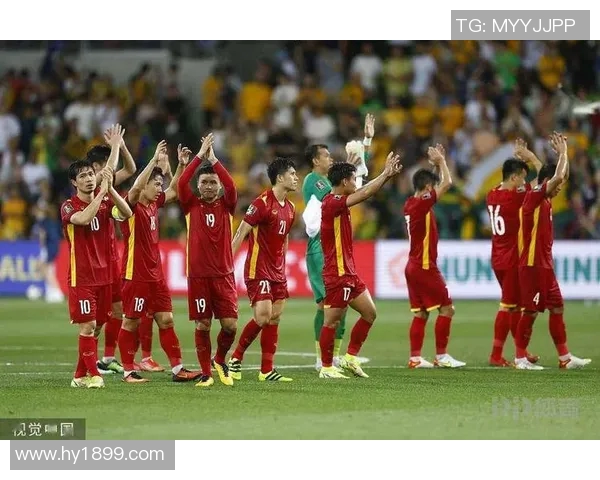 新加坡联赛精彩对决亚龙队迎战后港队全力争胜