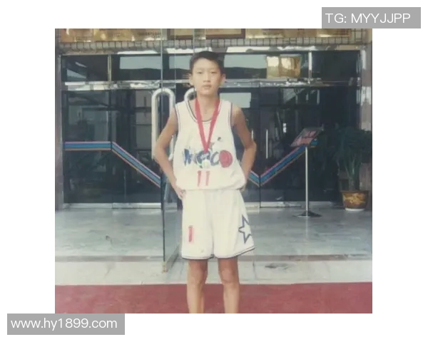 孙悦：从篮球场上的传奇到生活中的平凡，探索他的成长与蜕变之路