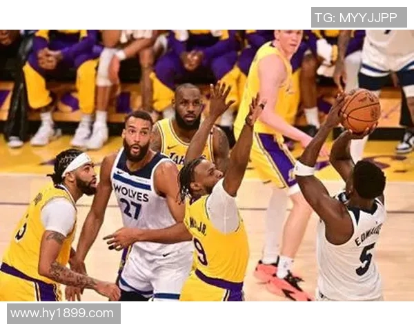 湖人火箭激战五五直播精彩瞬间回顾与赛后分析