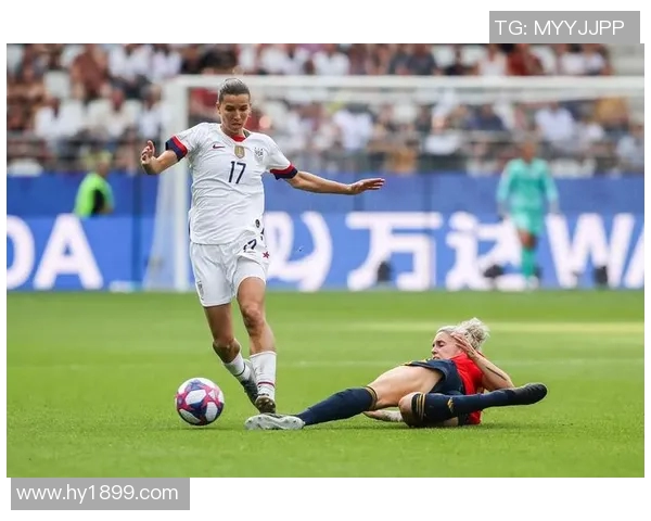 美国女足与澳大利亚女足激战正酣谁能在国际赛场上笑到最后